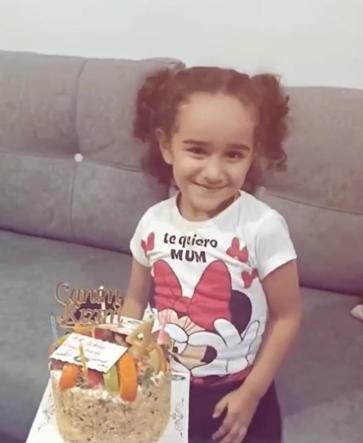 Anne ve babasıyla birlikte ölü bulunan Samyeli’nin doğum günü görüntüleri ortaya çıktı