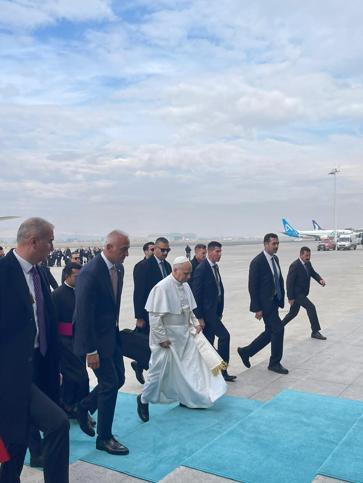 Papa 14üncü Leo, Ankarada