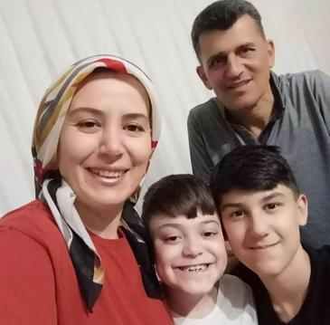 Depremde ölen İbrahimin ismi, okulundaki kütüphanede yaşatılacak