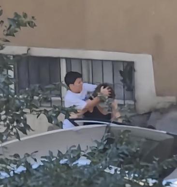 Şişli’de üvey ablasıyla birlikte annesini darbedip şikayetçi oldular