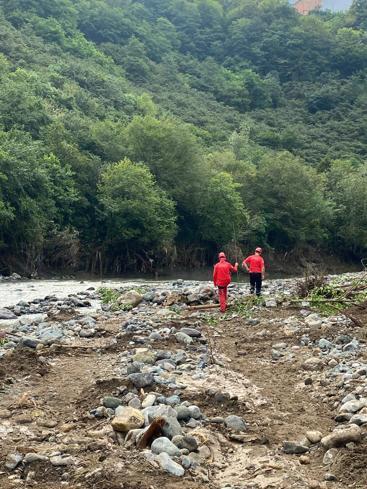Giresunda selde kaybolan dayı ve yeğeni arama çalışmaları 4üncü gününde