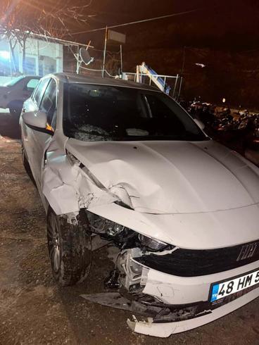 Otomobilin çarptığı bisikletli Birkan ağır yaralandı; kaza kamerada