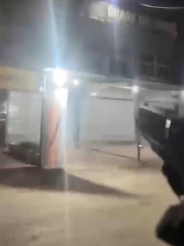 İzmirde oto galeriye patlayıcı madde ile saldırı; 2 gözaltı