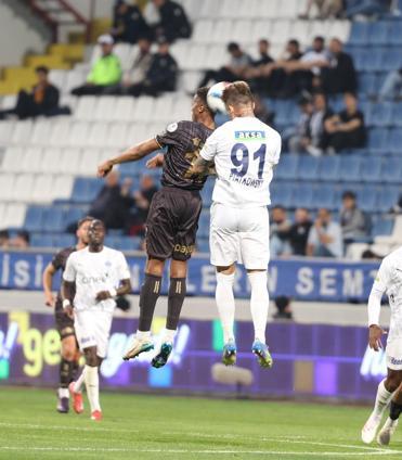 Trabzonspor, Kasımpaşa deplasmanında frene bastı