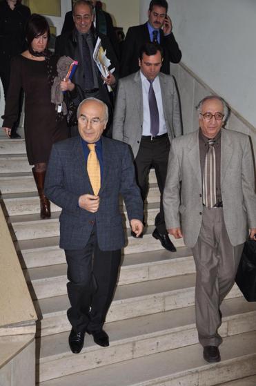 Adanada 5 dönem başkanlık yapan Aytaç Durak, uçakta kalp krizi geçirdi