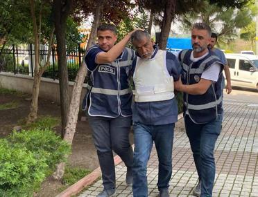 Boşanma aşamasındaki eşini öldüren şüpheli adliyede