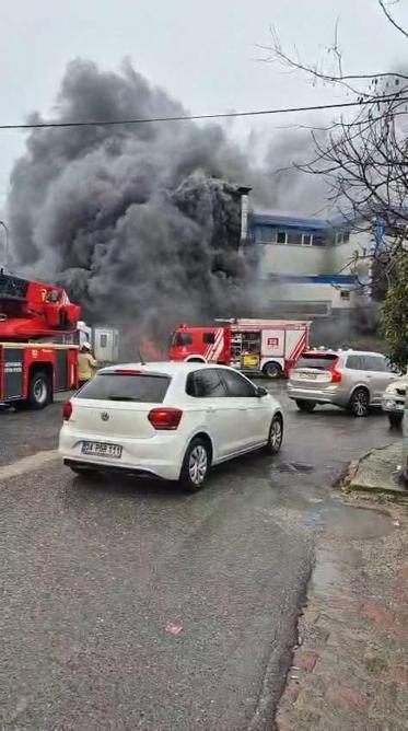 Silivri’de kauçuk fabrikasında yangın
