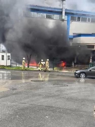 Silivri’de kauçuk fabrikasında yangın