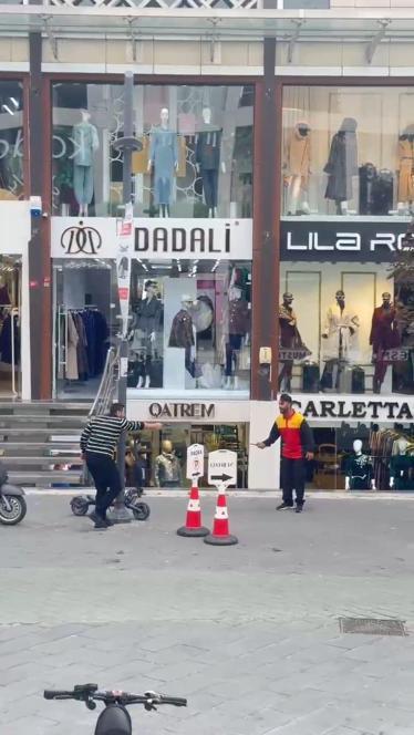 Güngören’de iade ettiği kargonun ücreti nedeniyle çıkan kavgada silahla ateş açtı: 2 yaralı