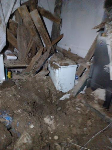 Erzurumda evde göçük; anne ve 2 çocuğu öldü