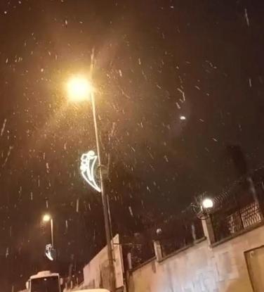 İstanbulda kar yağışı etkili oluyor