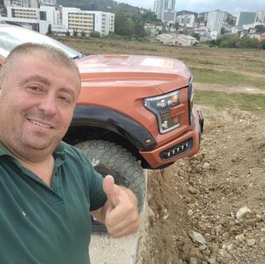 Ağabeyi, yengesi ve yeğenini öldüren emekli imam, teslim oldu