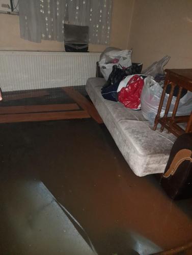 Ankarada sağanak; cadde ve sokaklar suyla doldu