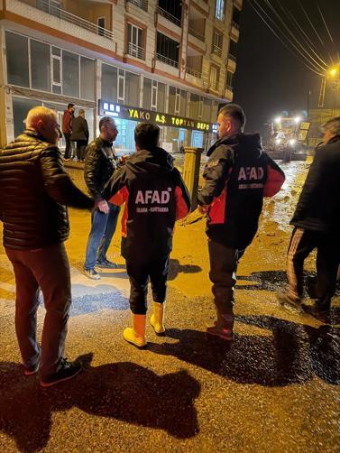 Siirt’te sağanak hayatı olumsuz etkiledi