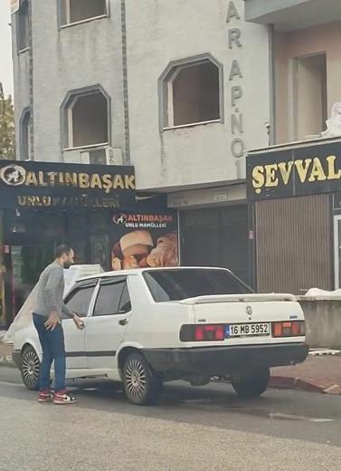 Sokak çeşmesine hortum takıp aracını yıkayan sürücüye 2 bin 52 TL ceza