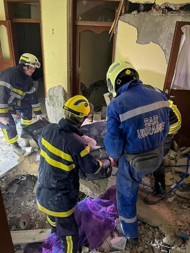 Savaştan kaçan Ukraynalı Yulia ve 2 çocuğu, depremde öldü