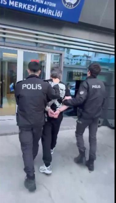 İstanbulda bin 800 polisin katıldığı operasyonda 215 kişi gözaltına alındı