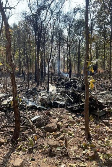 Taylandda askeri uçak düştü: 2 ölü