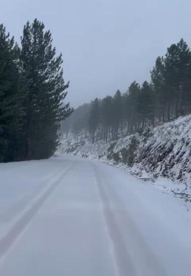 Adana’nın yüksek kesimlerine kar yağdı