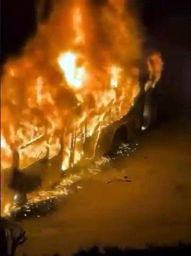 Avcılar’da İETT otobüsü alev alev yandı