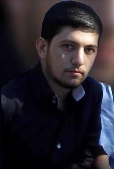 Şişhane’de otomobilin çarptığı motosiklet durağa daldı; 1 ölü 3 yaralı