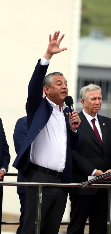 Özgür Özel: Kale siyaseti bitmiştir