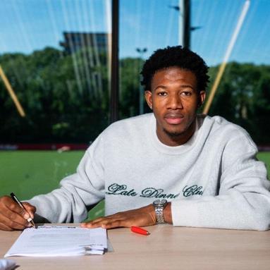 Feyenoord, İstanbulspordan Gaoussou Diarrayı transfer etti