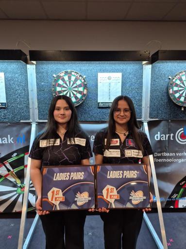 Denizlili dartçılar Hollandada tarih yazdı