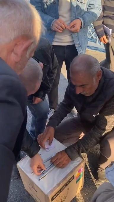 Galata Köprüsünde kumar oynatan şüpheli yakalandı