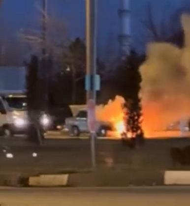 Kütahya’da seyir halindeki otomobil yandı