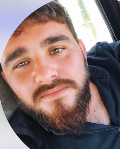 Mersin’de şarampole yuvarlanan minibüste ölen 3 kişi toprağa verildi