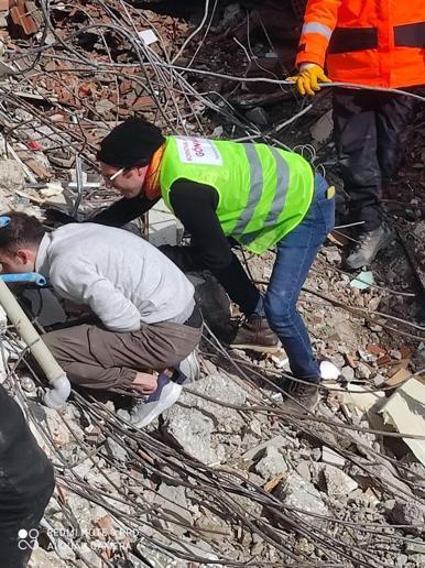 Jeofizik mühendisi Öziçer: 6 büyüklüğündeki depremde bile bu yıkımlar olabilirdi