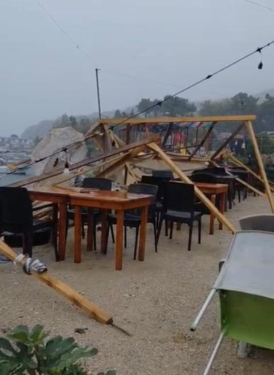 Amasrada fırtına; dalga boyu 6 metreye ulaştı