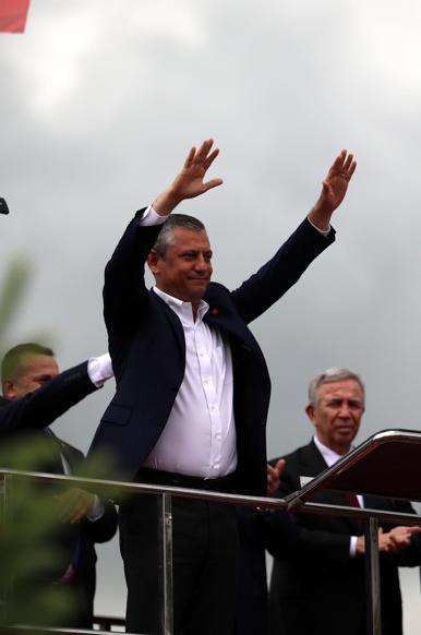 Özgür Özel: Kale siyaseti bitmiştir