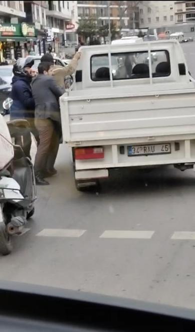 Maltepede trafikte kavga; gözaltına alınan 3 kişiye 540 bin lira ceza