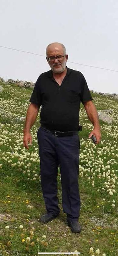 4 katlı binanın çatı katından düşen inşaat ustası öldü