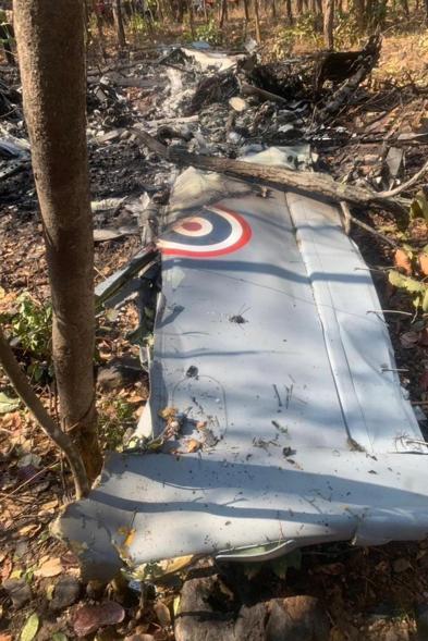 Taylandda askeri uçak düştü: 2 ölü