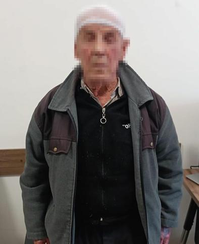 Eşini uykusunda boğazını bıçakla kesip, öldürdü