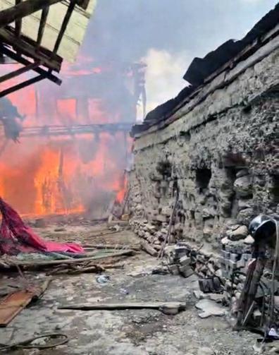 Köyü yanmaktan kurtaran 5 yaşındaki Aslı ödüllendirildi