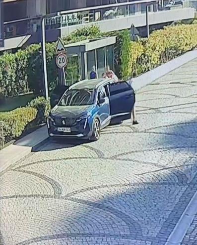 Sarıyerde rezidansın önünde Ukraynalı anne 7 yaşındaki çocuğunu zorla götürdü