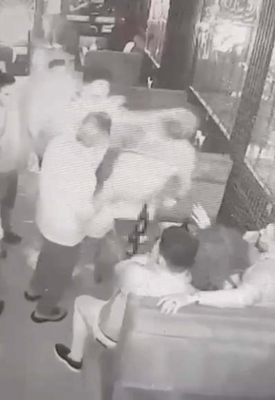 İzmirde eğlence mekanındaki cinayetin görüntüleri ortaya çıktı