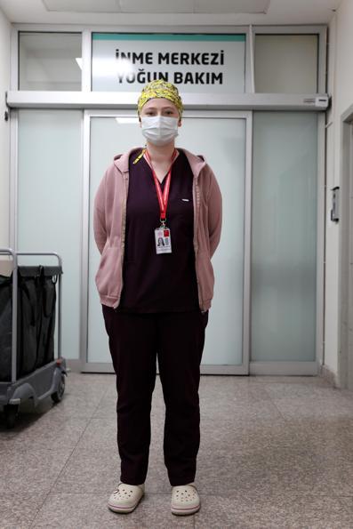 Salgınla mücadelenin simgesi Seher hemşire: Maske kalktı ama izi ve hatıraları bizimle