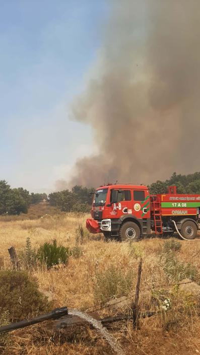 Çanakkalede tarım arazisinde çıkan yangın kontrol altında
