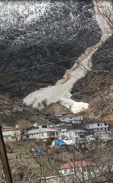 Şırnak’ta çığ düşme anları kamerada