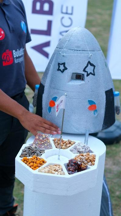 Adana markası Bulutlar Kuruyemiş, uzaya kuruyemiş gönderdiğini duyurdu