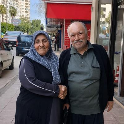 Dere yatağına devrilen traktördeki çift, yaşamını yitirdi