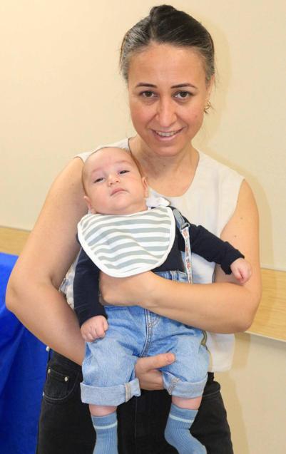 Kök hücre tedavisiyle anne oldu, adını Umut koydu