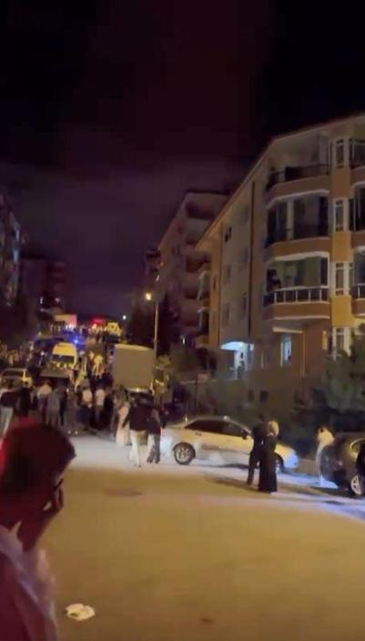 Ankarada komşu aileler arasında çöp atma kavgası: 3 yaralı