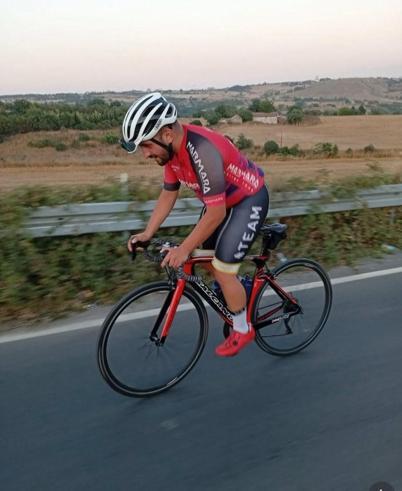 Bağcılarda motosikletle çarpışan profesyonel bisiklet sporcusu hayatını kaybetti