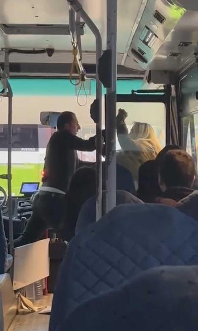 Kadın motosiklet sürücüsü ile kavga eden otobüs şoförü gözaltına alındı